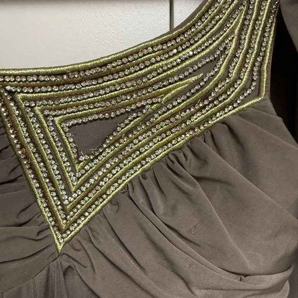 Elegant One-Shoulder Dress in Taupe - Picture 3 of 13